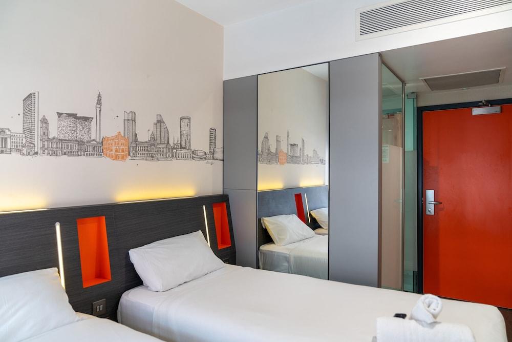 easyHotel Birmingham Dış mekan fotoğraf
