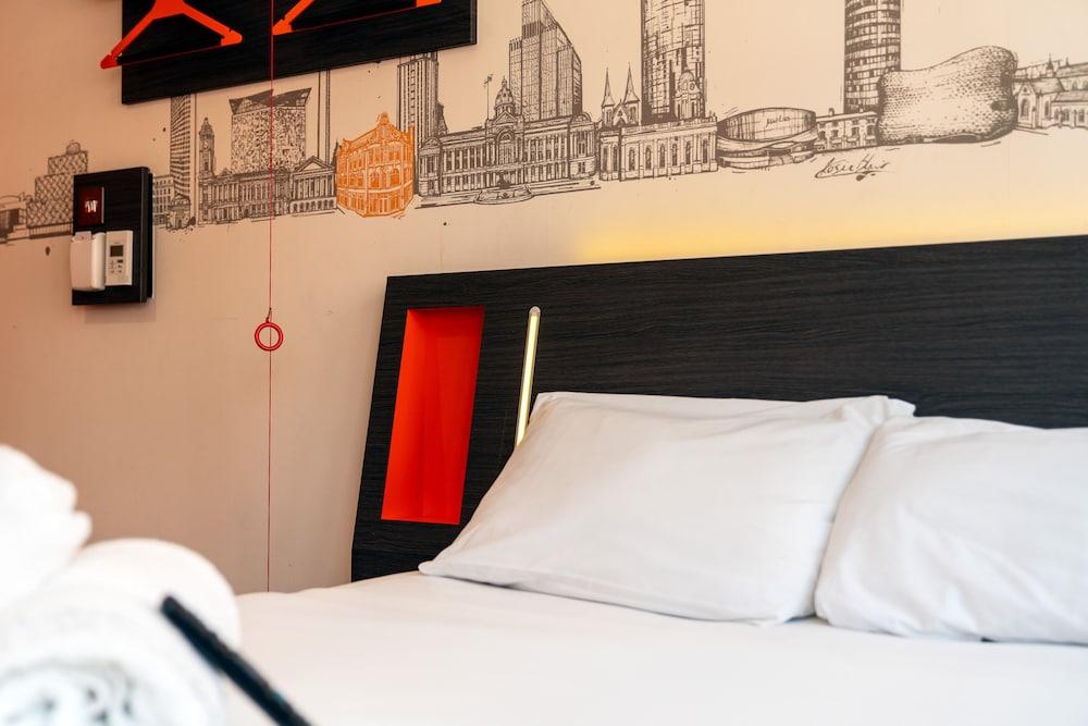 easyHotel Birmingham Dış mekan fotoğraf